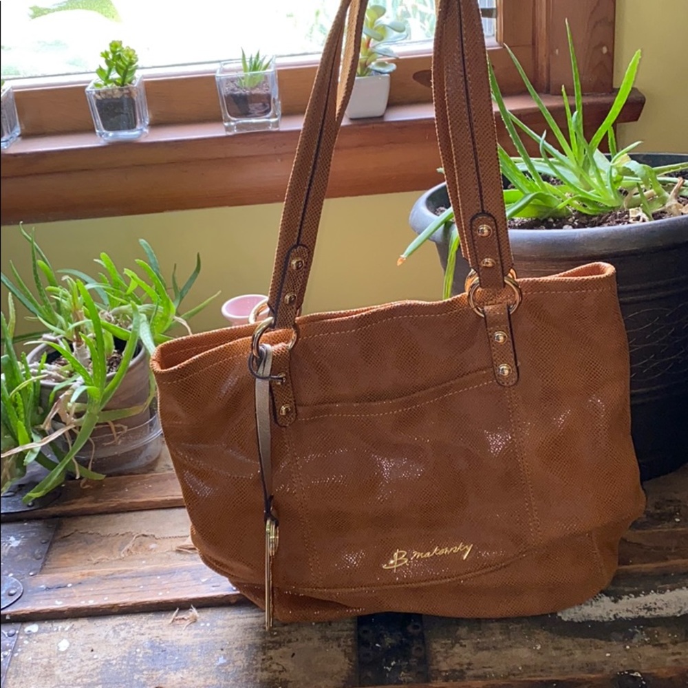 B. makowsky Tote